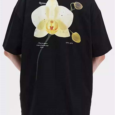 市场上装-T恤-电商T恤