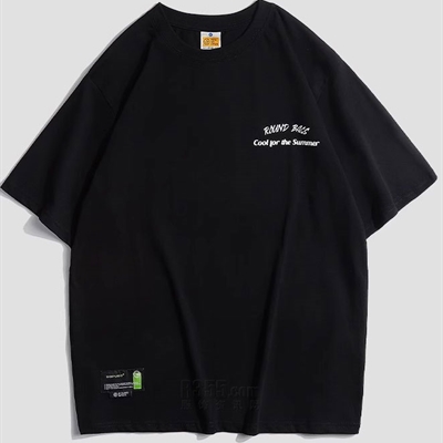 市场上装-T恤-电商T恤