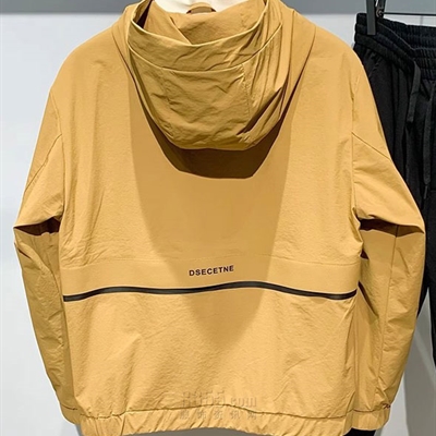 市场上装-夹克-休闲夹克