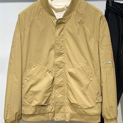 市场上装-夹克-休闲夹克