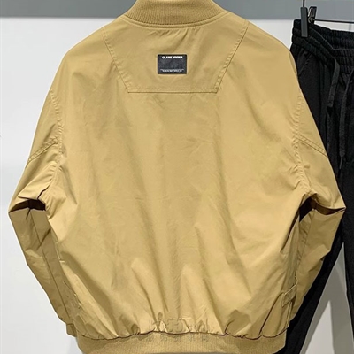 市场上装-夹克-休闲夹克