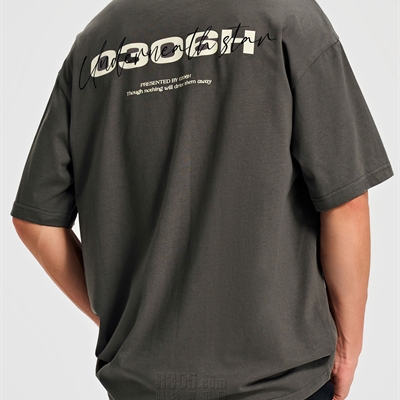 市场上装-T恤-电商T恤