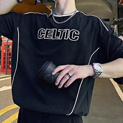 市场上装-T恤-电商T恤