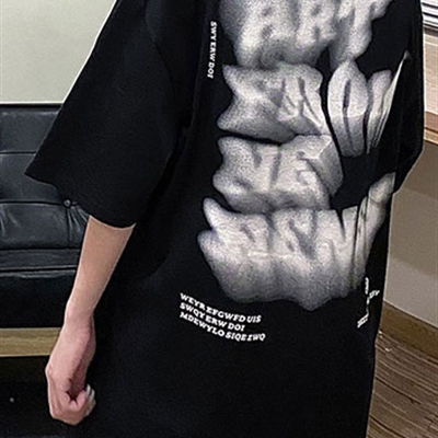 市场上装-T恤-电商T恤