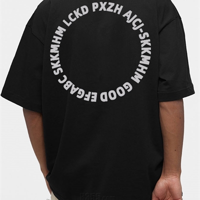 市场上装-T恤-电商T恤