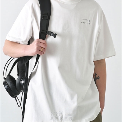 市场上装-T恤-电商T恤