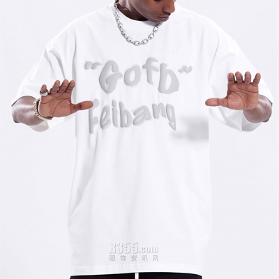 市场上装-T恤-电商T恤