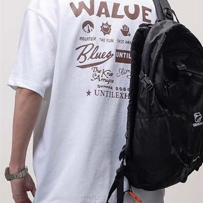 市场上装-T恤-电商T恤