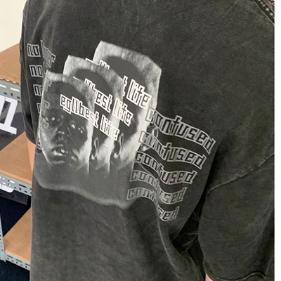 市场上装-T恤-电商T恤