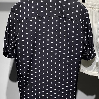 市场上装-衬衫-休闲衬衫