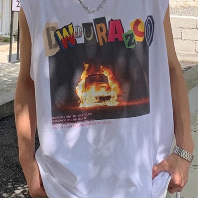 市场上装-T恤-电商T恤