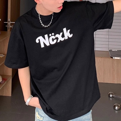 市场上装-T恤-电商T恤