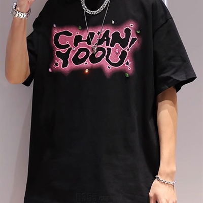 市场上装-T恤-电商T恤