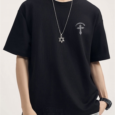 市场上装-T恤-电商T恤