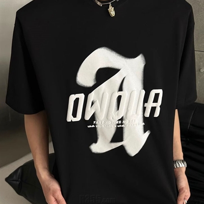 市场上装-T恤-电商T恤