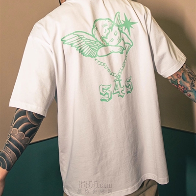 市场上装-T恤-电商T恤