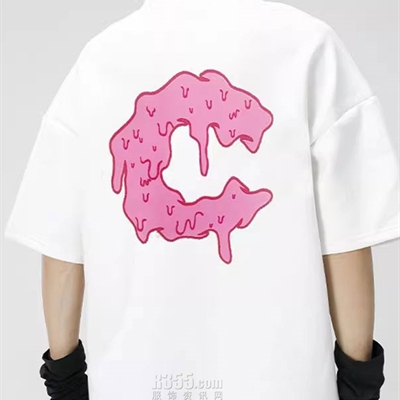 市场上装-T恤-电商T恤