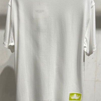 市场上装-T恤-欧货T恤