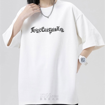 市场上装-T恤-电商T恤