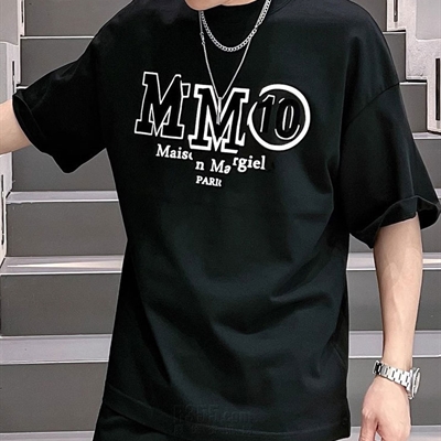 市场上装-T恤-欧货T恤