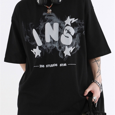 市场上装-T恤-电商T恤