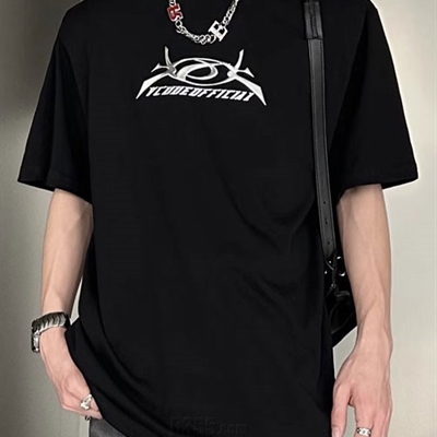 市场上装-T恤-电商T恤