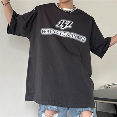 市场上装-T恤-电商T恤