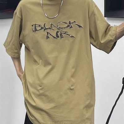 市场上装-T恤-电商T恤