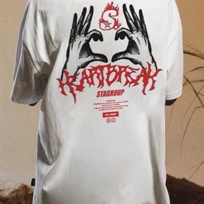 市场上装-T恤-电商T恤