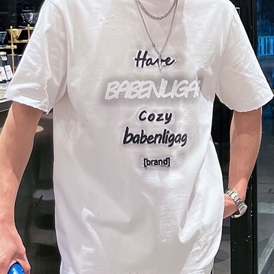 市场上装-T恤-欧货T恤