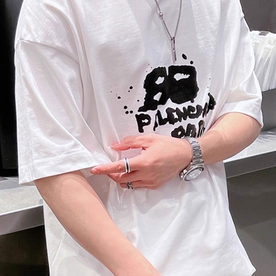 市场上装-T恤-欧货T恤