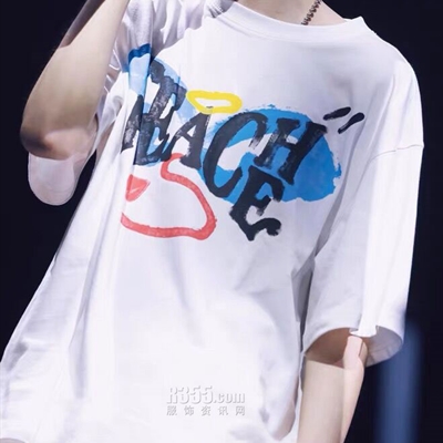 市场上装-T恤-电商T恤