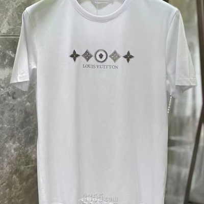 市场上装-T恤-欧货T恤