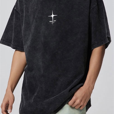 市场上装-T恤-电商T恤