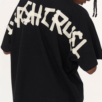 市场上装-T恤-电商T恤