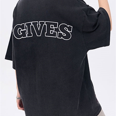 市场上装-T恤-电商T恤