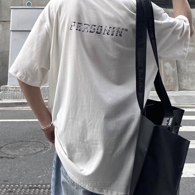 市场上装-T恤-电商T恤