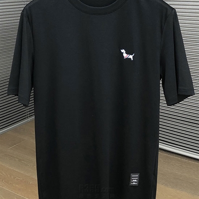 市场上装-T恤-欧货T恤