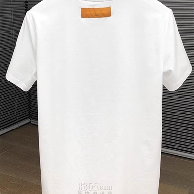 市场上装-T恤-欧货T恤