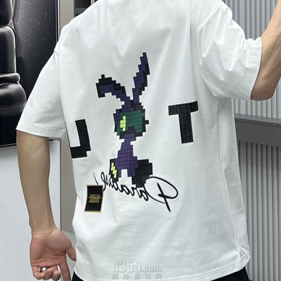 市场上装-T恤-休闲T恤