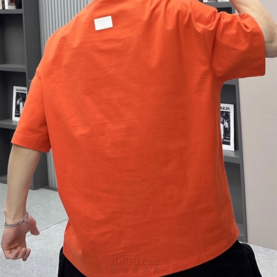 市场上装-T恤-休闲T恤