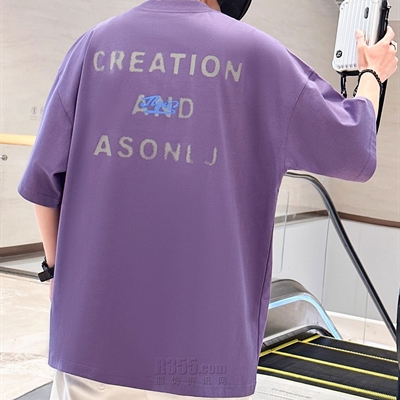 市场上装-T恤-电商T恤