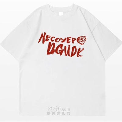 市场上装-T恤-电商T恤