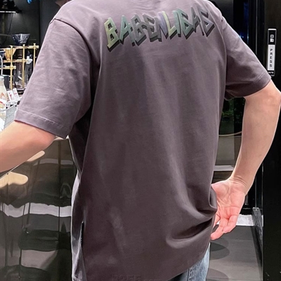 市场上装-T恤-欧货T恤