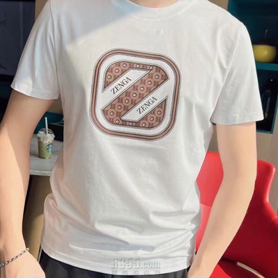 市场上装-T恤-欧货T恤