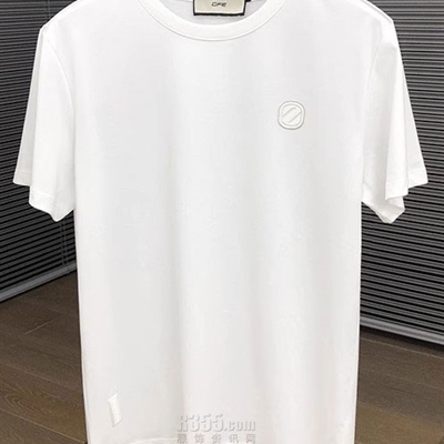 市场上装-T恤-欧货T恤