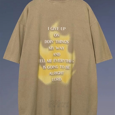 市场上装-T恤-电商T恤