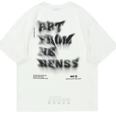 市场上装-T恤-电商T恤