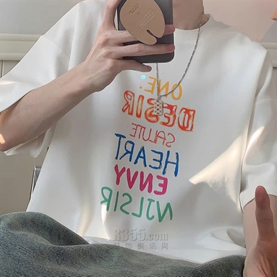 市场上装-T恤-电商T恤