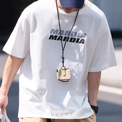 市场上装-T恤-电商T恤